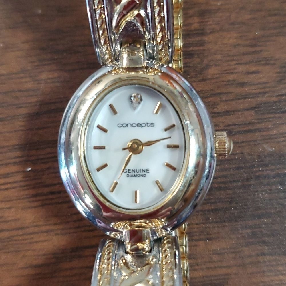 NEW CONCEPTS‎ Genuine Diamond Watch Silver & Gold Crystal Stretch Band